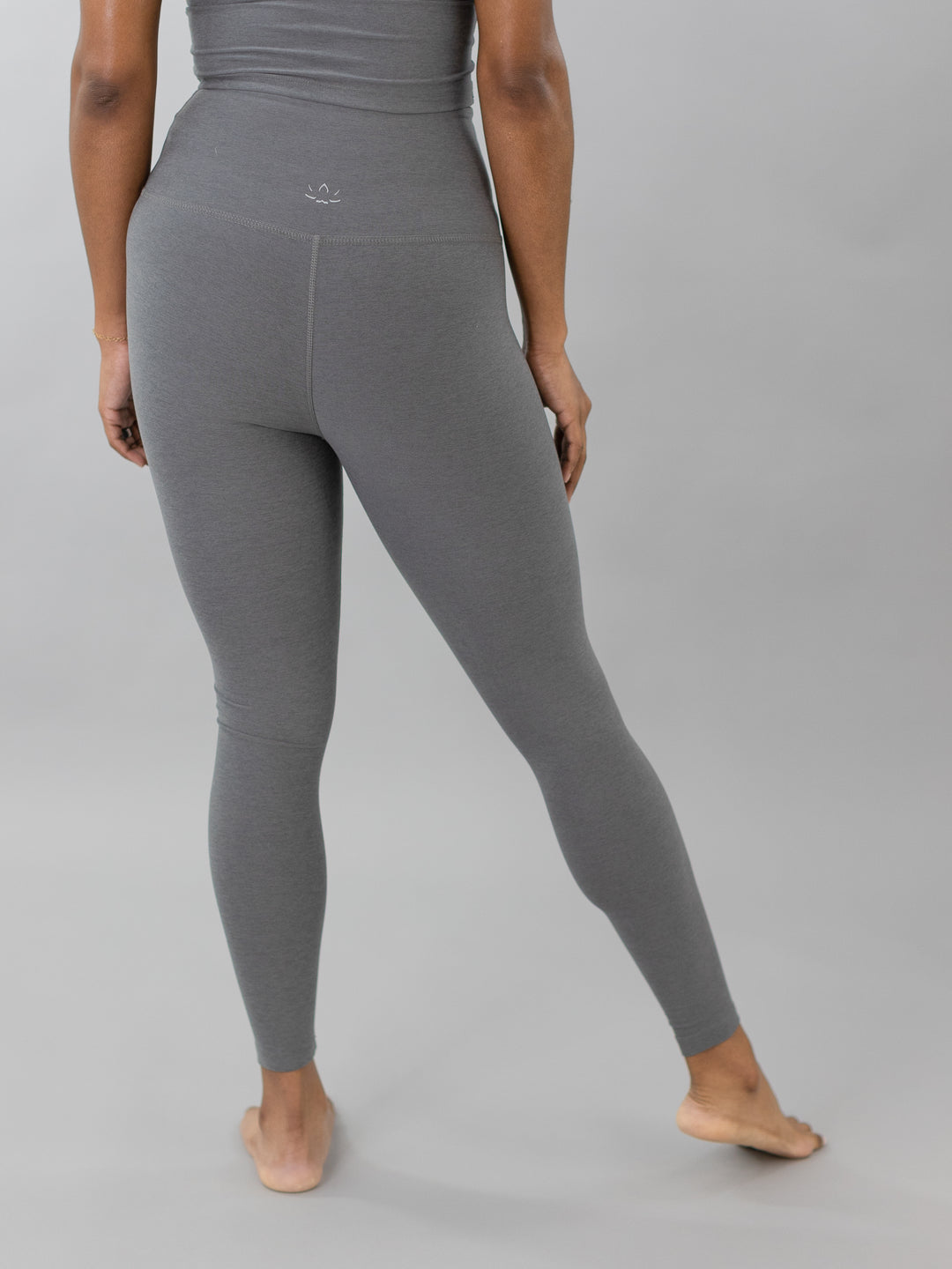  Beyond Yoga Womens Softmark Caught in The Midi High Waisted  Leggings Gray Beyond Argyle XS (US Women's 2-4) One Size : Sports & Outdoors