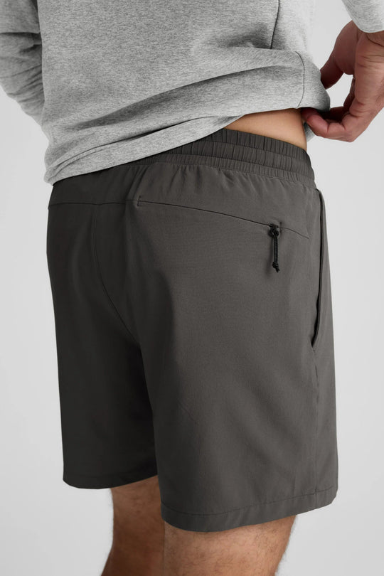 Beyond Yoga Pivotal Short 2.0 7" Short