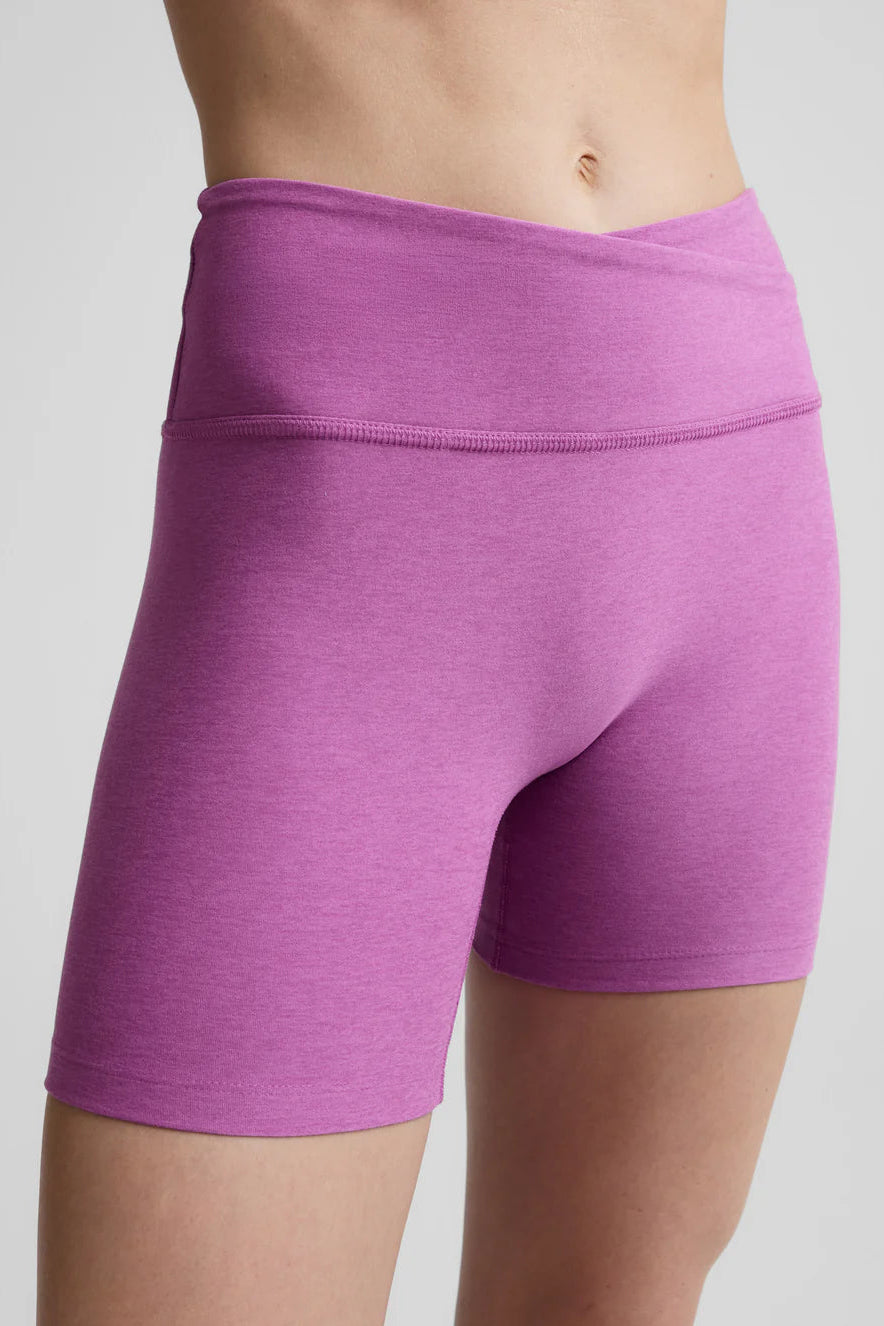 Beyond Yoga At Your Leisure 5" Short