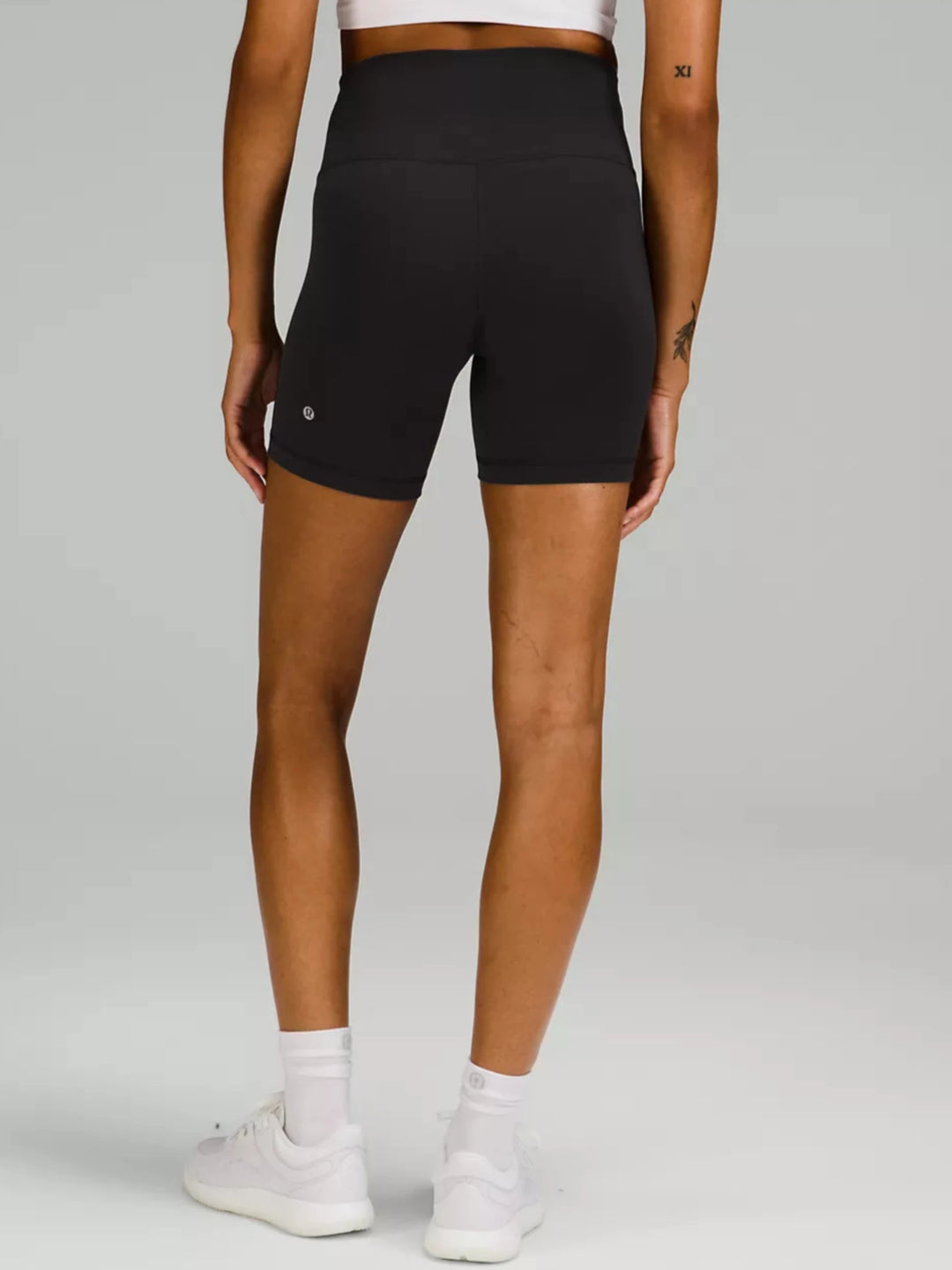 lululemon Wunder Train High-Rise Short 6"